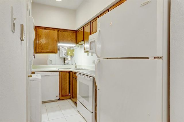 8055 Cambridge Street 57, Houston, TX 77054