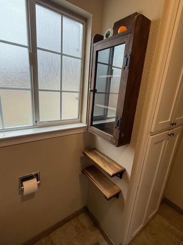 917 Woodrow Ave, Modesto, CA 95350