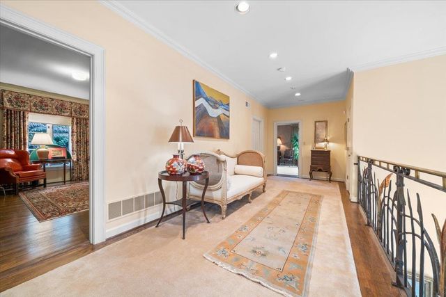 4386 W CHERRY PLACE DR, Memphis, TN 38117