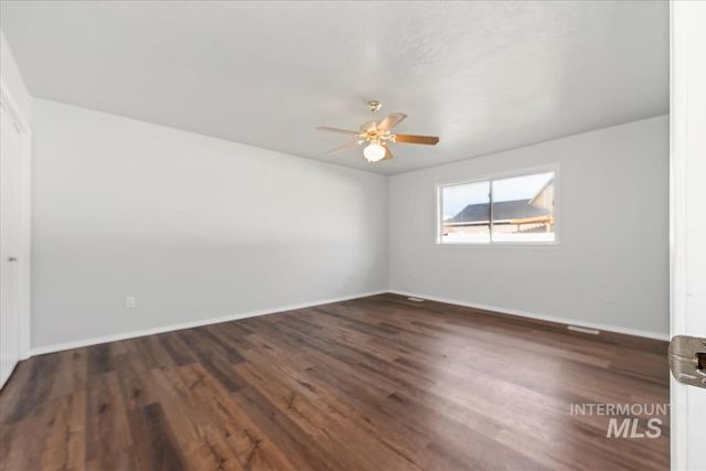 614 Astor Ave, Nampa, ID 83651