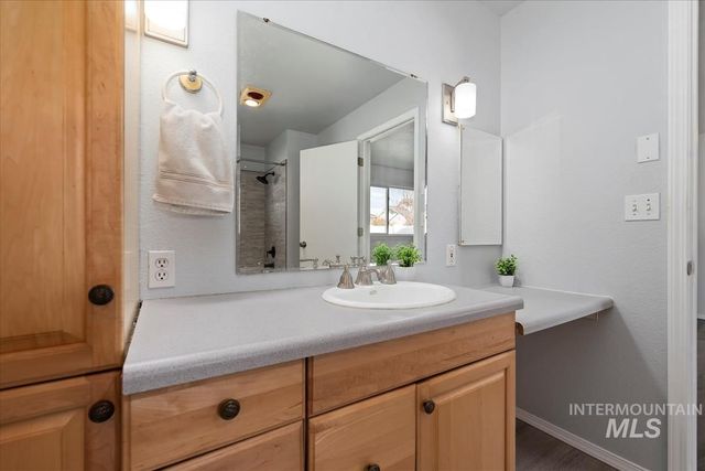 614 Astor Ave, Nampa, ID 83651