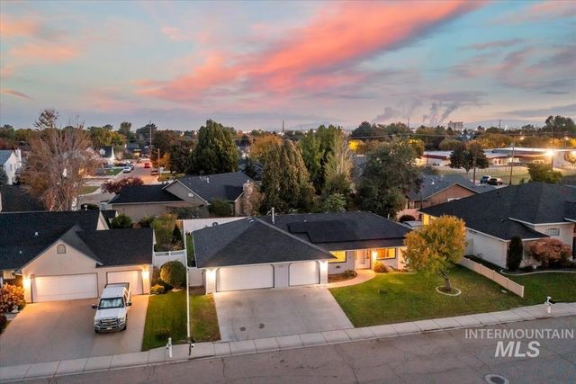 614 Astor Ave, Nampa, ID 83651