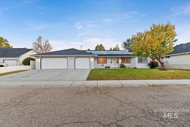 614 Astor Ave, Nampa, ID 83651