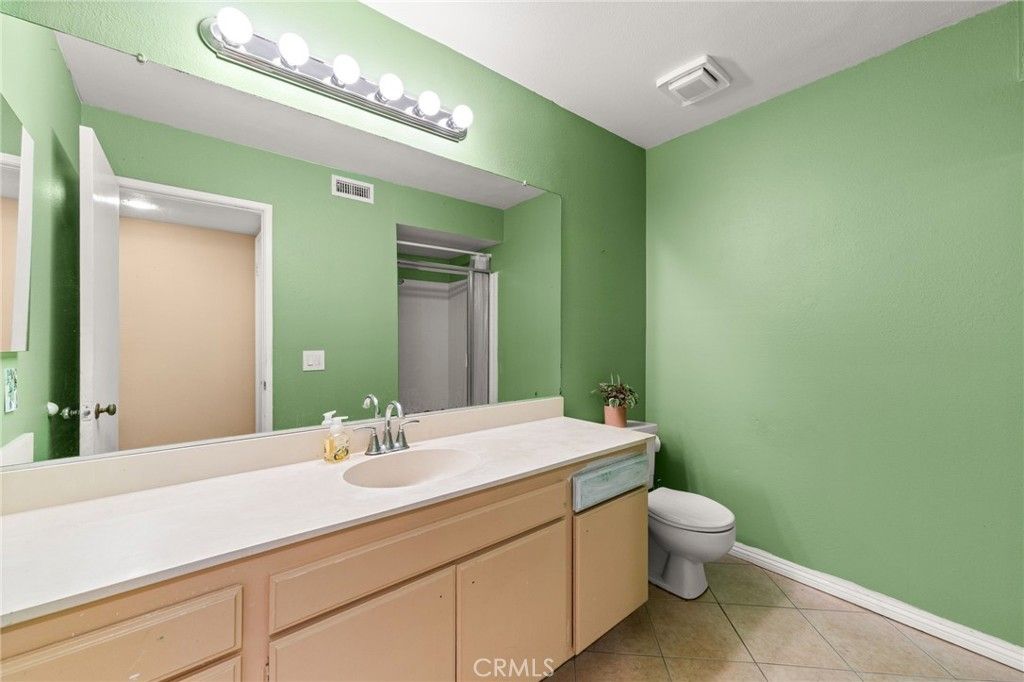 Image 26 of property listing at 714 N Lemon Hill Trail, Orange, CA 92869