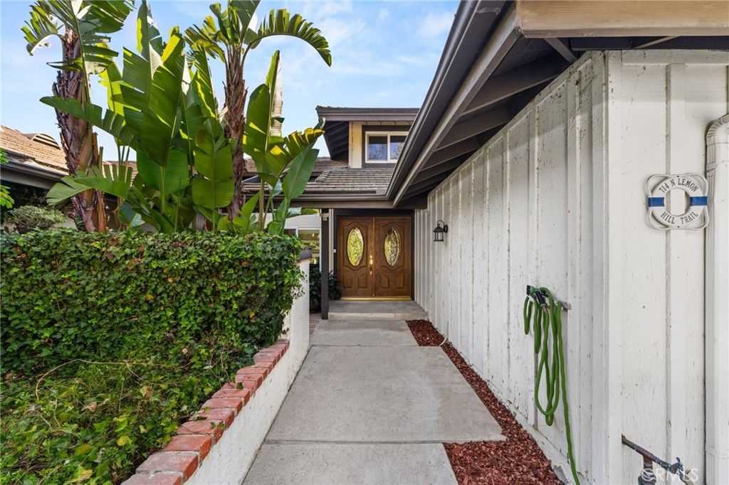 Image 3 of property listing at 714 N Lemon Hill Trail, Orange, CA 92869