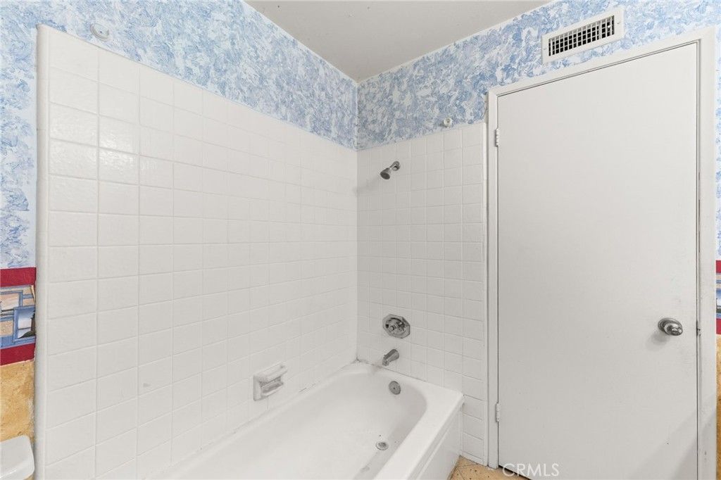 Image 36 of property listing at 714 N Lemon Hill Trail, Orange, CA 92869