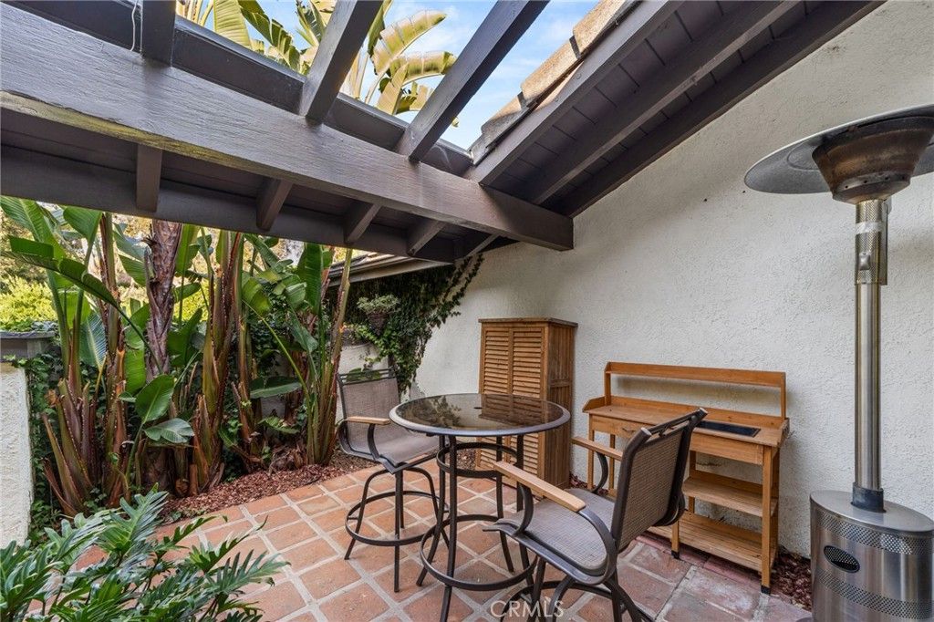 Image 5 of property listing at 714 N Lemon Hill Trail, Orange, CA 92869