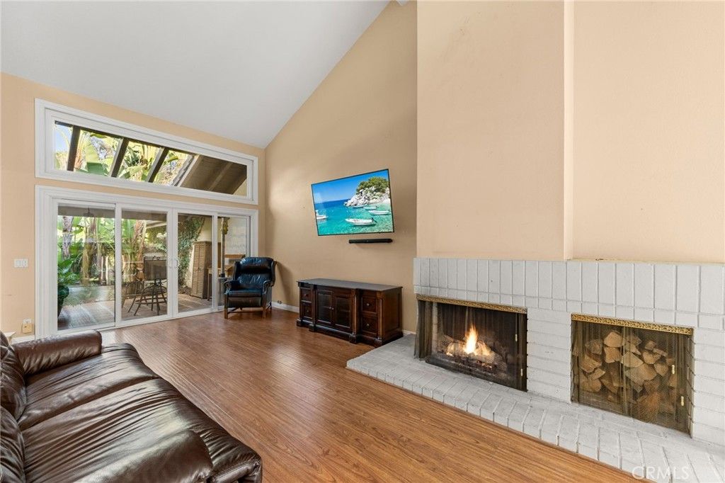 Image 7 of property listing at 714 N Lemon Hill Trail, Orange, CA 92869