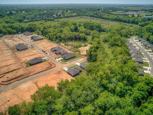 120 Mountain Laurel Way, Noble, OK 73068