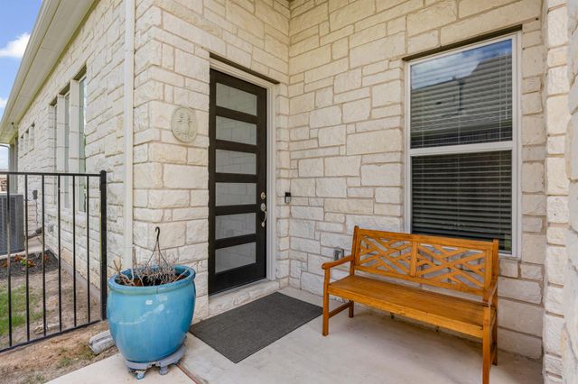 821 Faith DR, Liberty Hill, TX 78642
