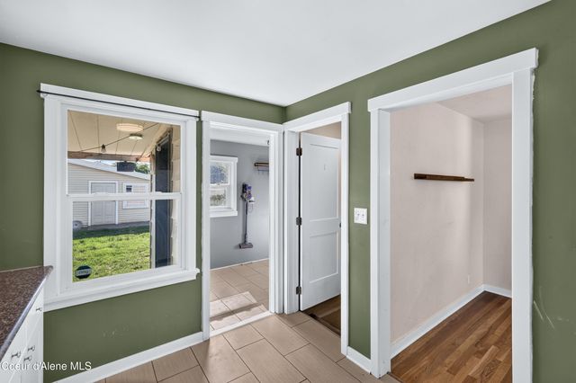 5104 N Elgin St, Spokane, WA 99205