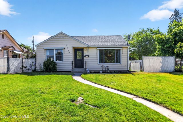 5104 N Elgin St, Spokane, WA 99205