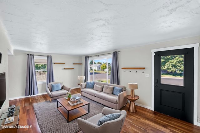 5104 N Elgin St, Spokane, WA 99205