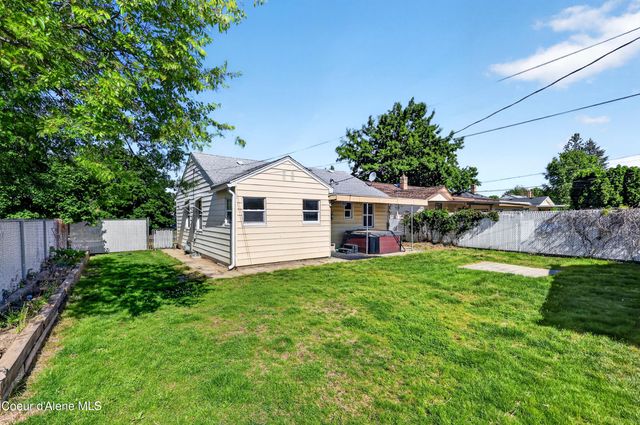 5104 N Elgin St, Spokane, WA 99205