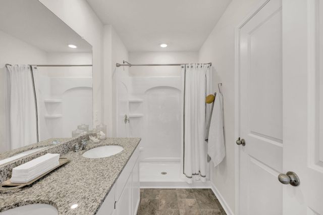 553 Fox Den Circle, Dalton, GA 30721