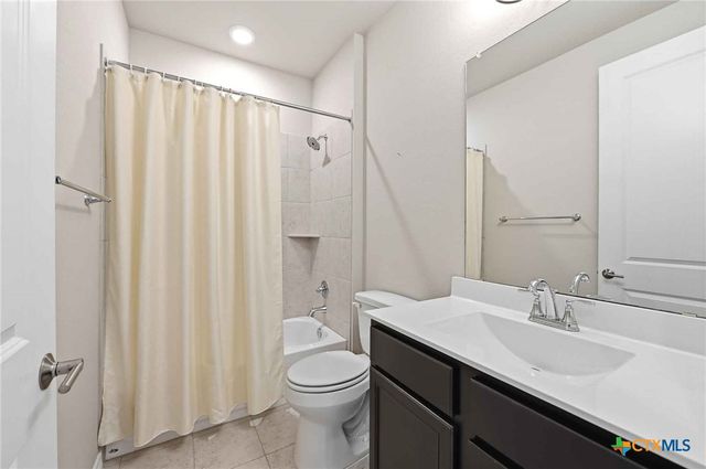 116 Mulligan Drive 103, San Marcos, TX 78666