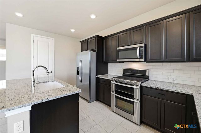 116 Mulligan Drive 103, San Marcos, TX 78666