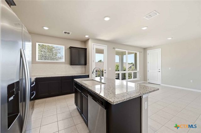 116 Mulligan Drive 103, San Marcos, TX 78666