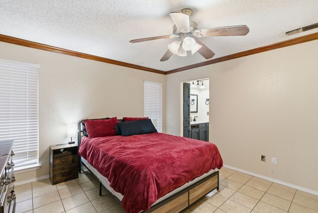 5506 Grantmont Drive, Arlington, TX 76016