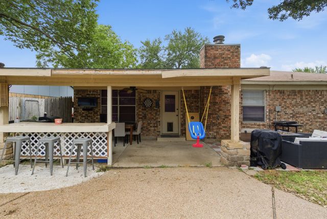 5506 Grantmont Drive, Arlington, TX 76016