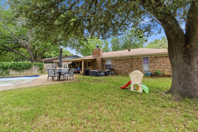 5506 Grantmont Drive, Arlington, TX 76016