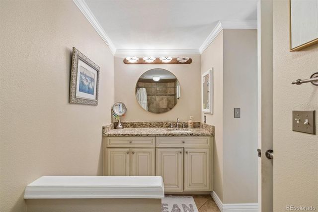 6246 E Hinsdale Court, Centennial, CO 80112