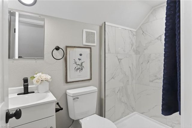 408 Seminole RD, Hampton, VA 23661