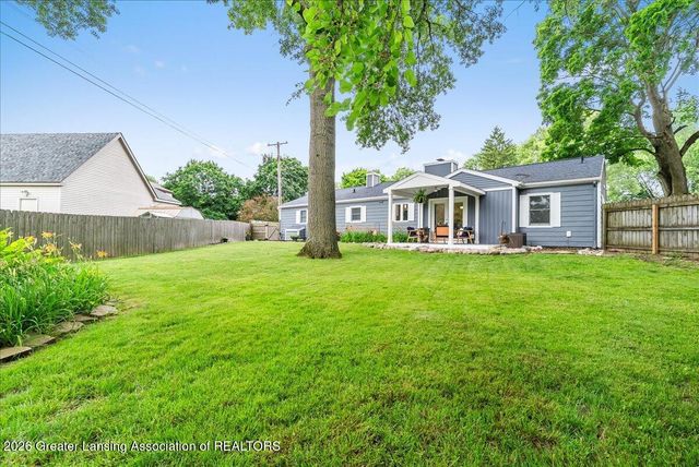 2176 Iroquois Road, Okemos, MI 48864