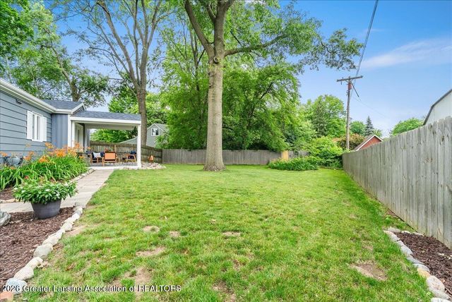 2176 Iroquois Road, Okemos, MI 48864