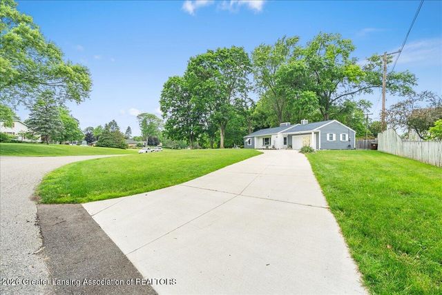 2176 Iroquois Road, Okemos, MI 48864