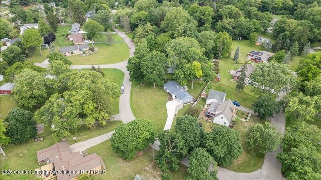2176 Iroquois Road, Okemos, MI 48864