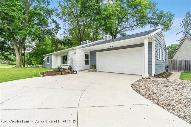 2176 Iroquois Road, Okemos, MI 48864