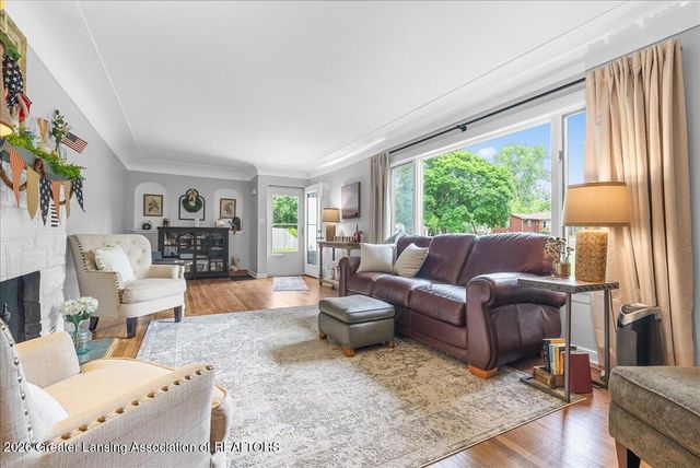 2176 Iroquois Road, Okemos, MI 48864