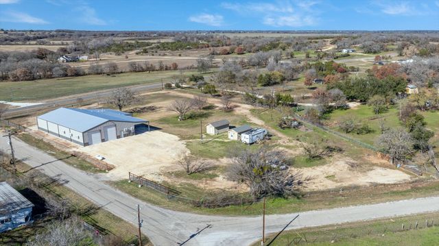 7703 Prairie Creek Lane, Tolar, TX 76476