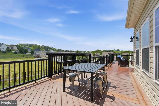 3504 HARDWOOD TER, Spring Grove, PA 17362