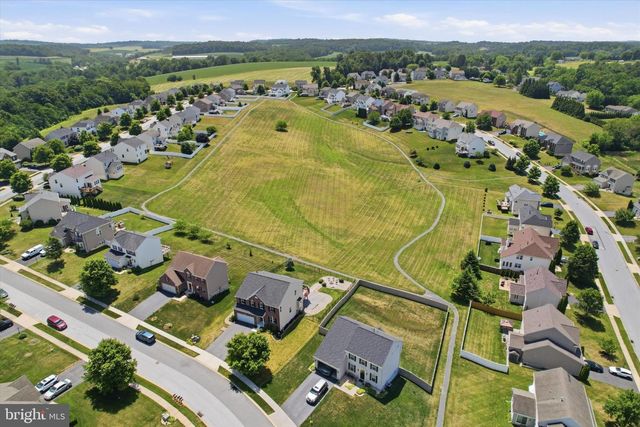 3504 HARDWOOD TER, Spring Grove, PA 17362