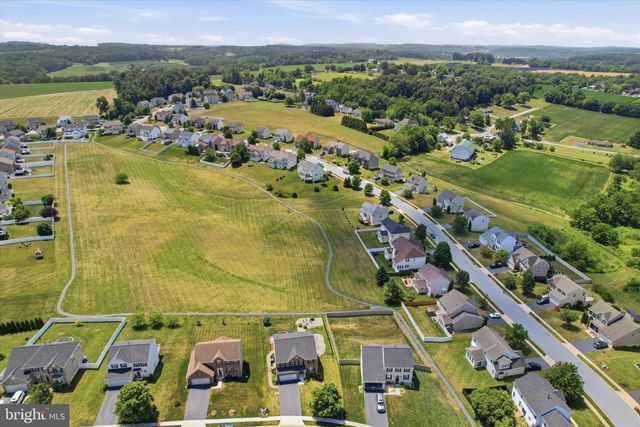 3504 HARDWOOD TER, Spring Grove, PA 17362