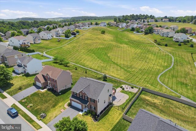 3504 HARDWOOD TER, Spring Grove, PA 17362