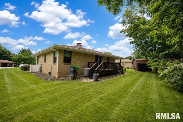209 SYCAMORE Avenue, Morton, IL 61550