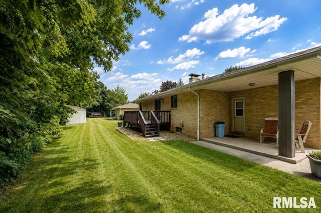 209 SYCAMORE Avenue, Morton, IL 61550