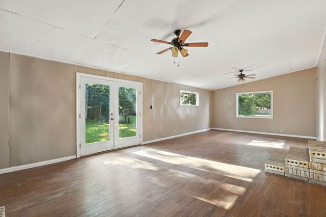 111 Oliver Ave., Hattiesburg, MS 39401