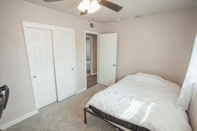 5625 E Tarpey Drive, Fresno, CA 93727