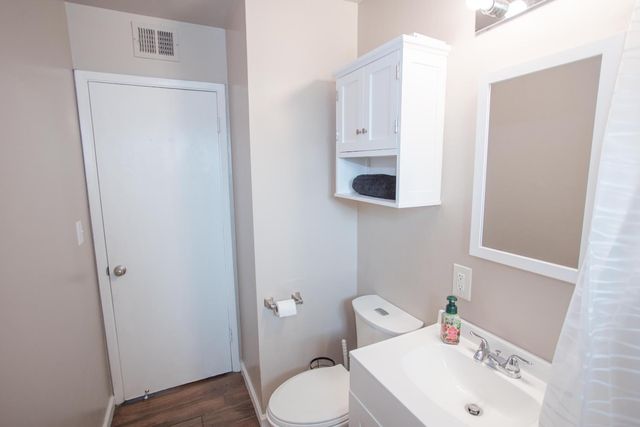 5625 E Tarpey Drive, Fresno, CA 93727