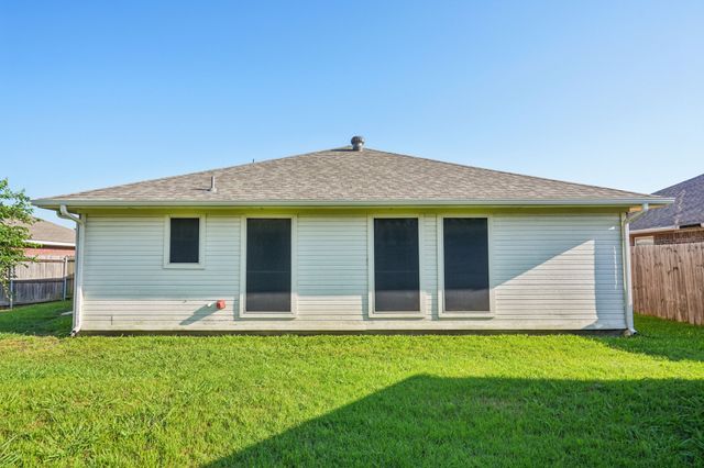 110 Apache Trail, Alvarado, TX 76009