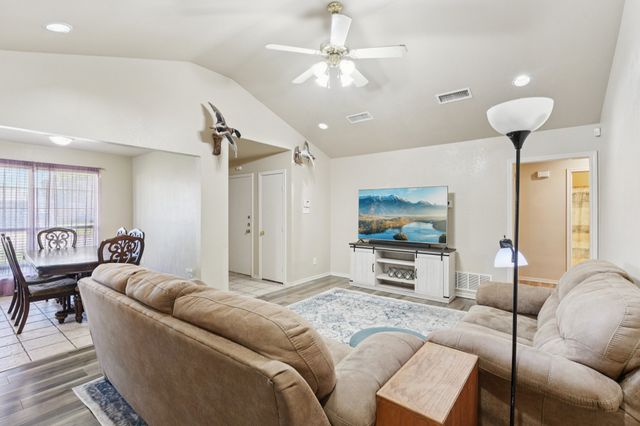 110 Apache Trail, Alvarado, TX 76009