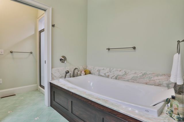 456 North Adams Street, Manchester, NH 03104