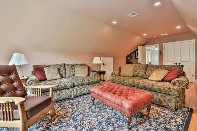 456 North Adams Street, Manchester, NH 03104