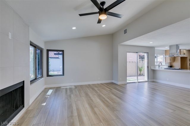 3152 Laurel Avenue, Henderson, NV 89014