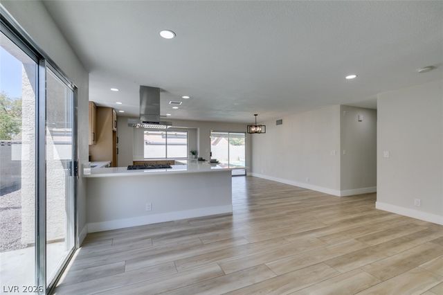 3152 Laurel Avenue, Henderson, NV 89014