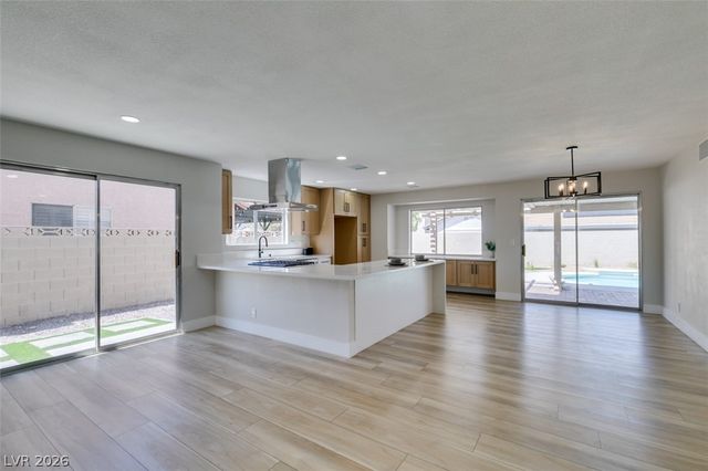 3152 Laurel Avenue, Henderson, NV 89014